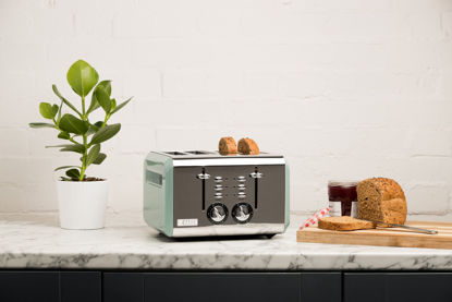 1 HADEN DO PREMIERA-200907 - COTSWOLD 4 SLICE TOASTER (SAGE) - LIFESTYLE.JPG